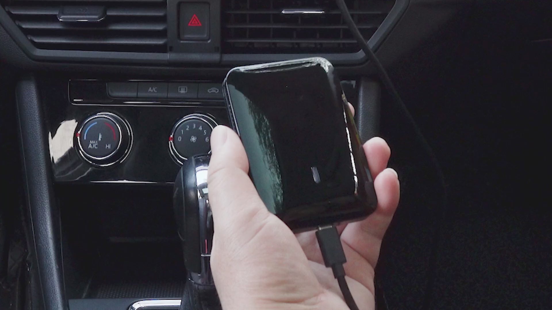 CarPlay AIボックス、Netflix/YouTube/TFカード対応 ワイヤレスCarPlay